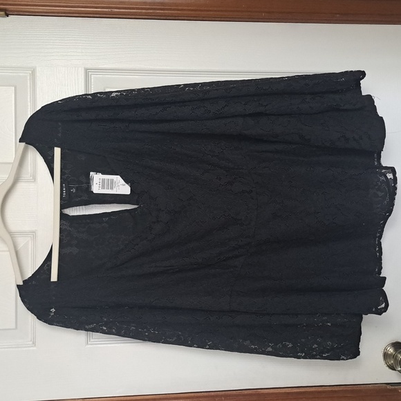 NWT TORRID LACE LONG SLEEVE PEPLUM BLOUSE. - Picture 6 of 8